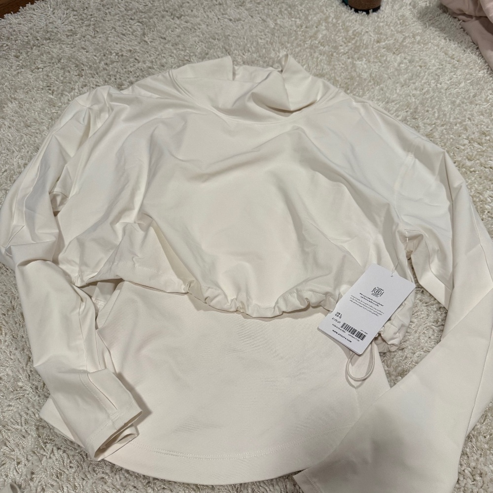 NWT - Athleta Whistler Hybrid Top Large